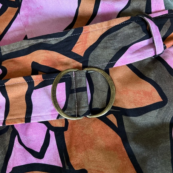 MINK PINK LORNA BELTED MINI DRESS - ABSTRACT - Picture 3 of 10